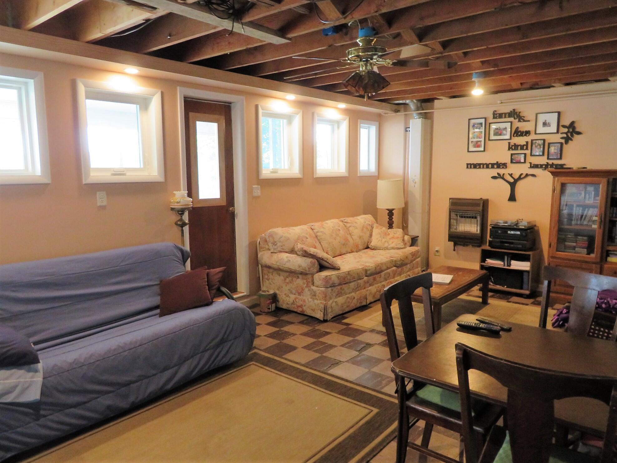 58448 East Clear Lake Road Three Rivers, MI 49093 - Photo 19 of 37 Family Room