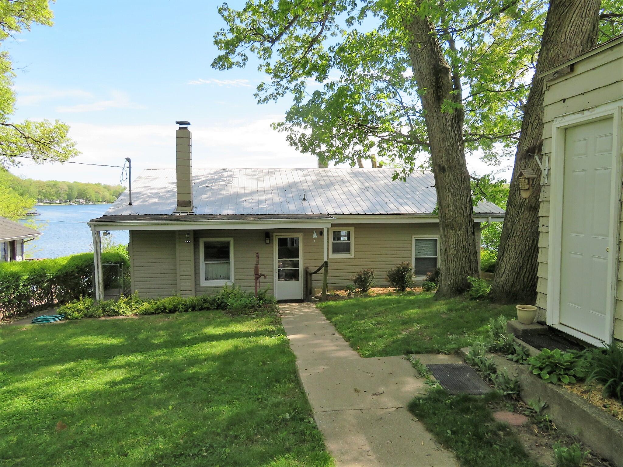 58448 East Clear Lake Road Three Rivers, MI 49093 - Photo 6 of 37 Exterior