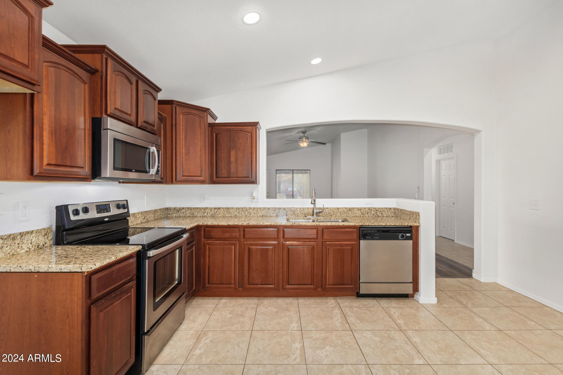43214 West Cowpath Road Maricopa, AZ 85138 - Photo 13 of 34 17 - Cowpath