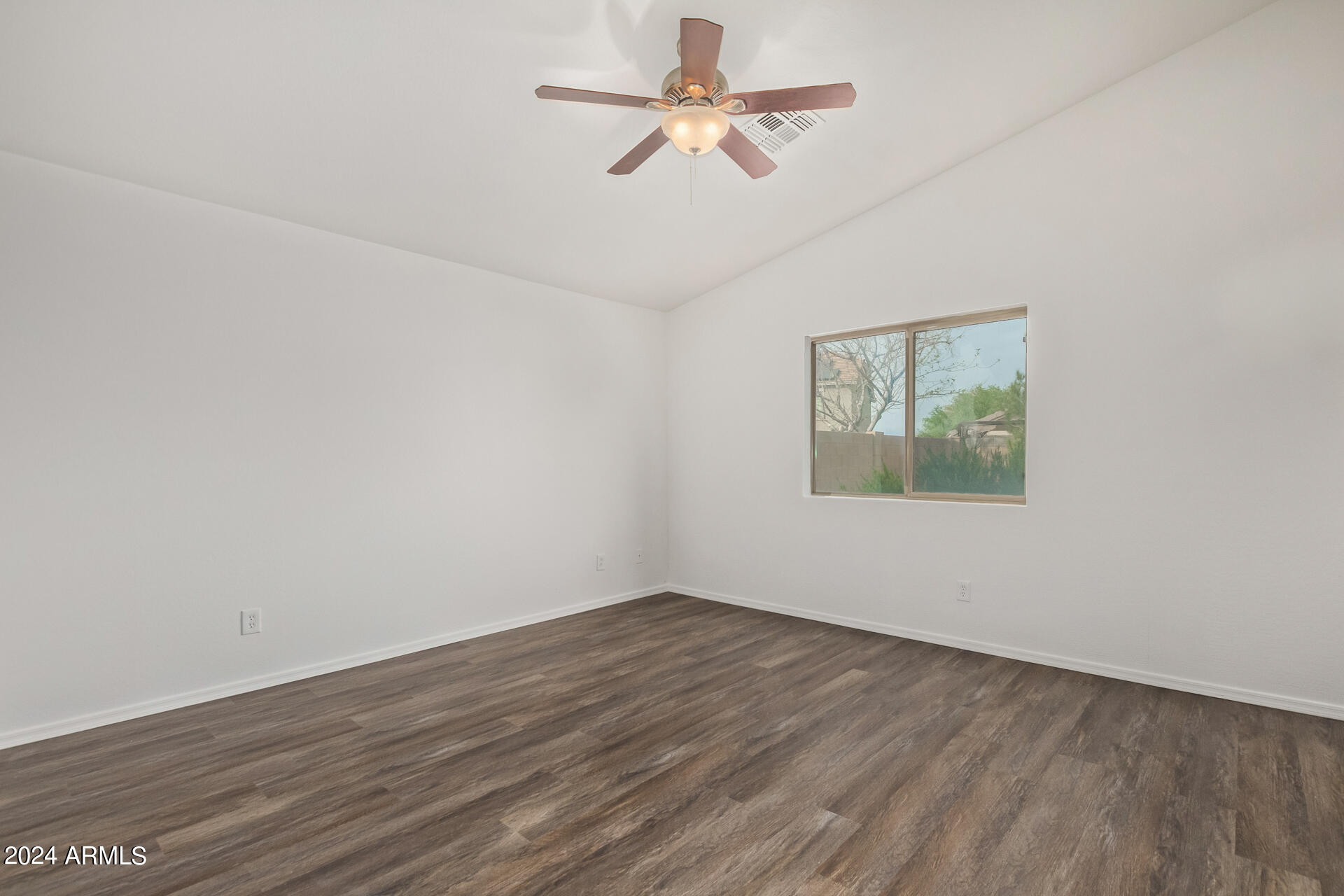 43214 West Cowpath Road Maricopa, AZ 85138 - Photo 15 of 34 19 - Cowpath