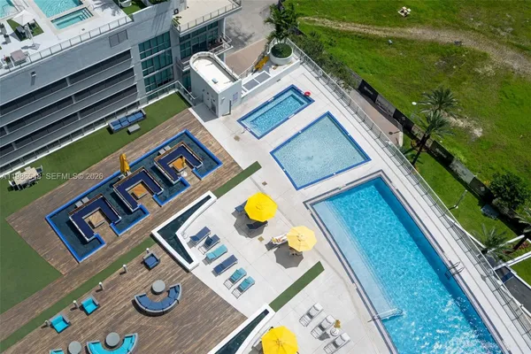 $4,200 | 92 Southwest 3rd Street, Unit 3902, Miami, FL 33130