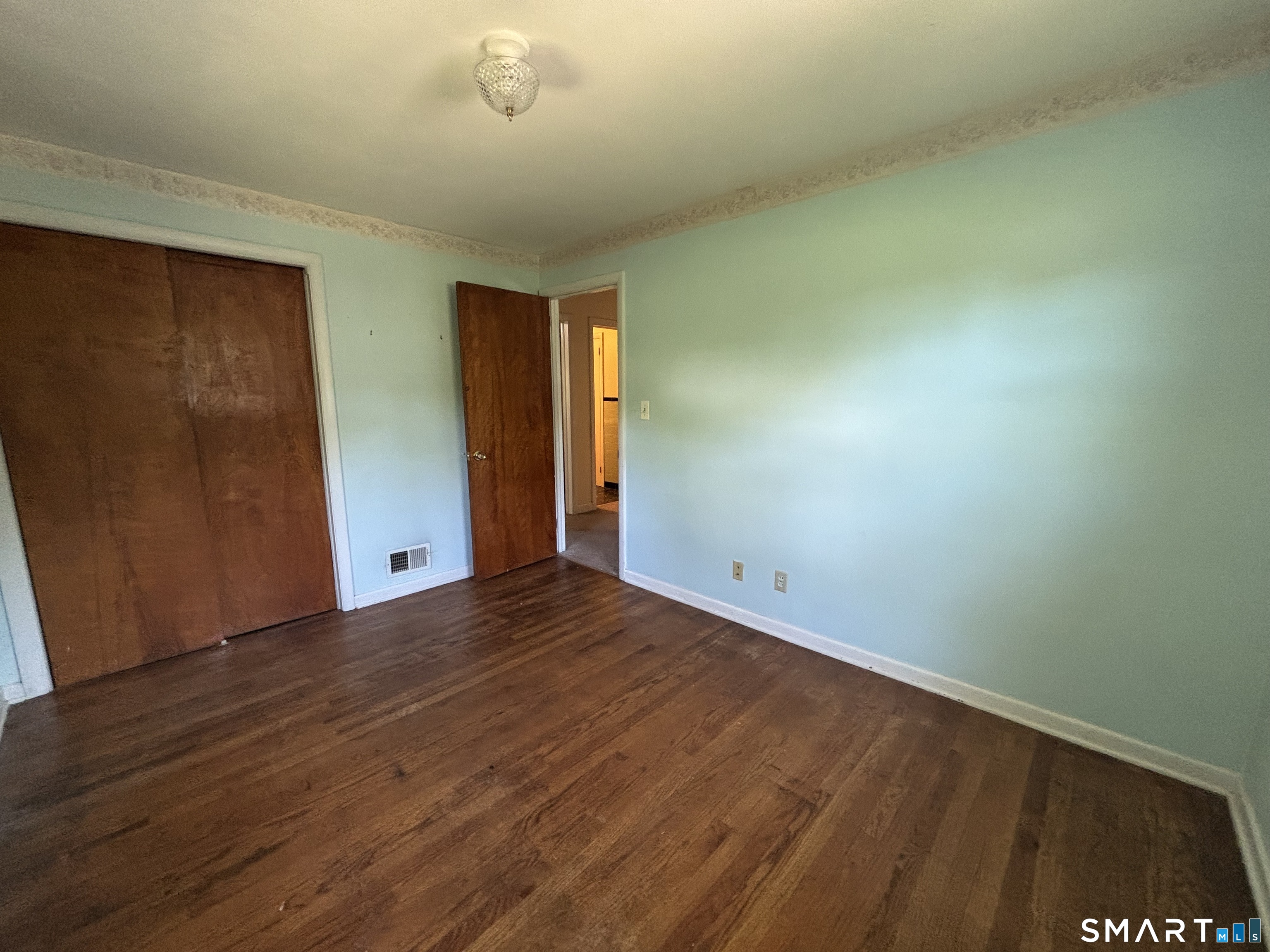 125 Patterson Street Torrington, CT 06790 - Photo 11 of 19