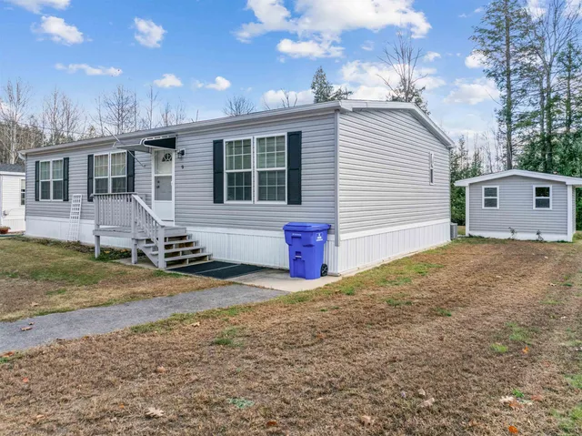 $295,000 | 9 Aspen Road, Tilton, NH 03276