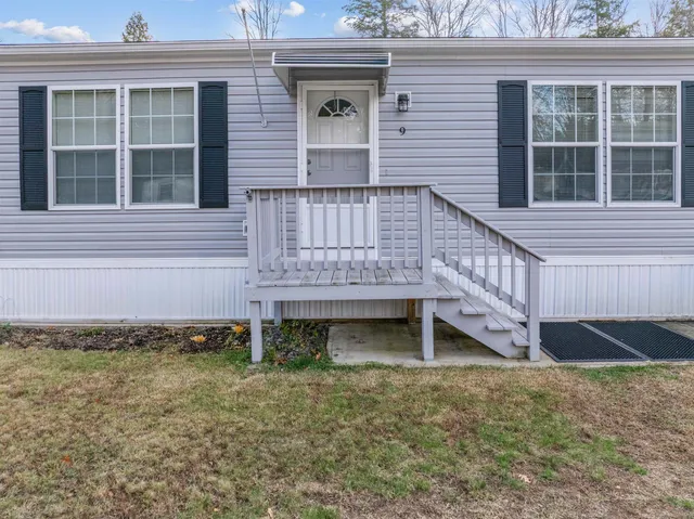 $295,000 | 9 Aspen Road, Tilton, NH 03276