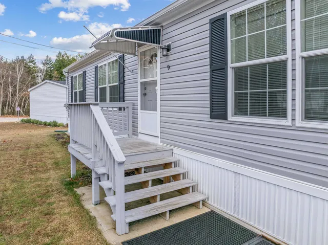 $295,000 | 9 Aspen Road, Tilton, NH 03276