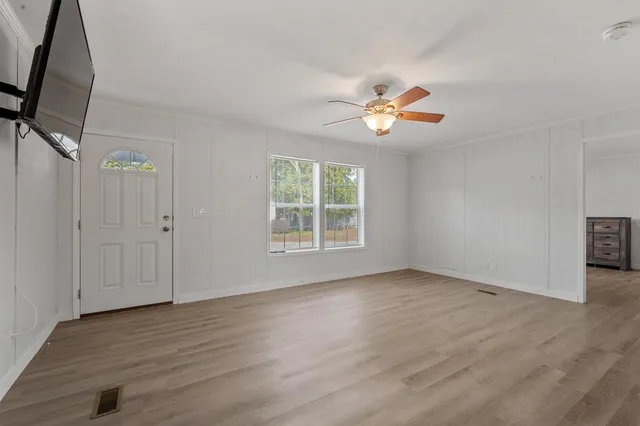 $295,000 | 9 Aspen Road, Tilton, NH 03276