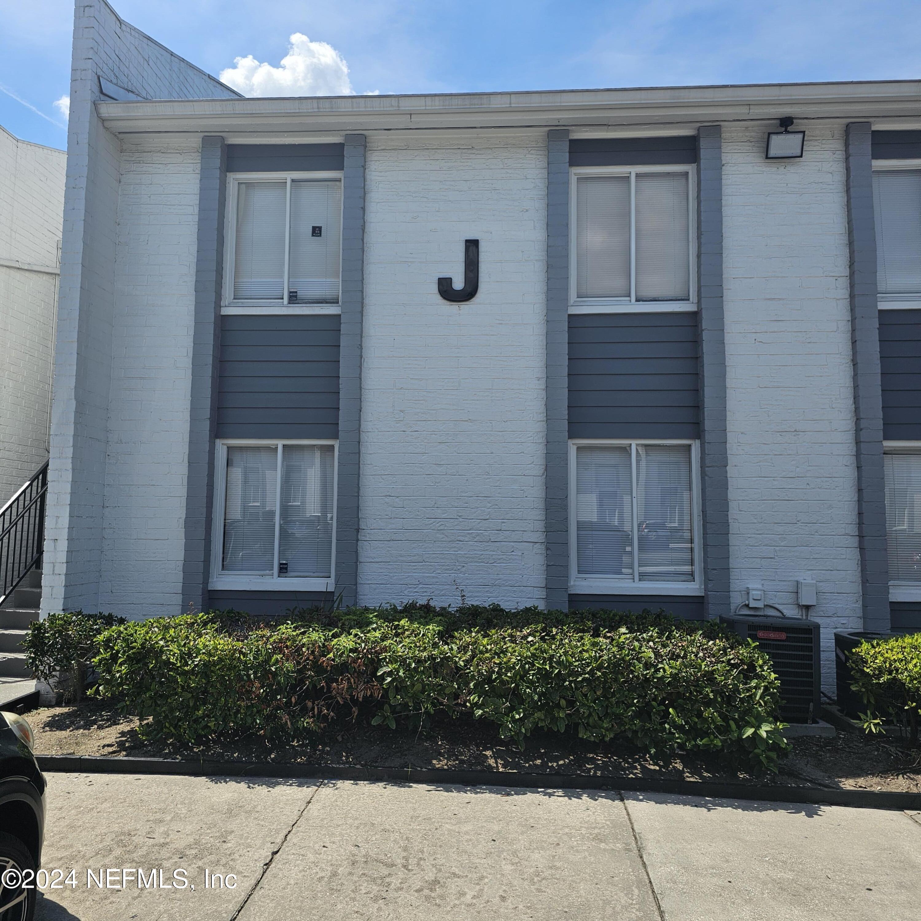 3952 Atlantic Boulevard, Unit J10 Jacksonville, FL 32207 - Photo 2 of 6 Building