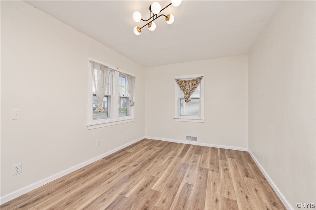 187 Walzer Road Irondequoit, NY 14622 - Photo 14 of 34