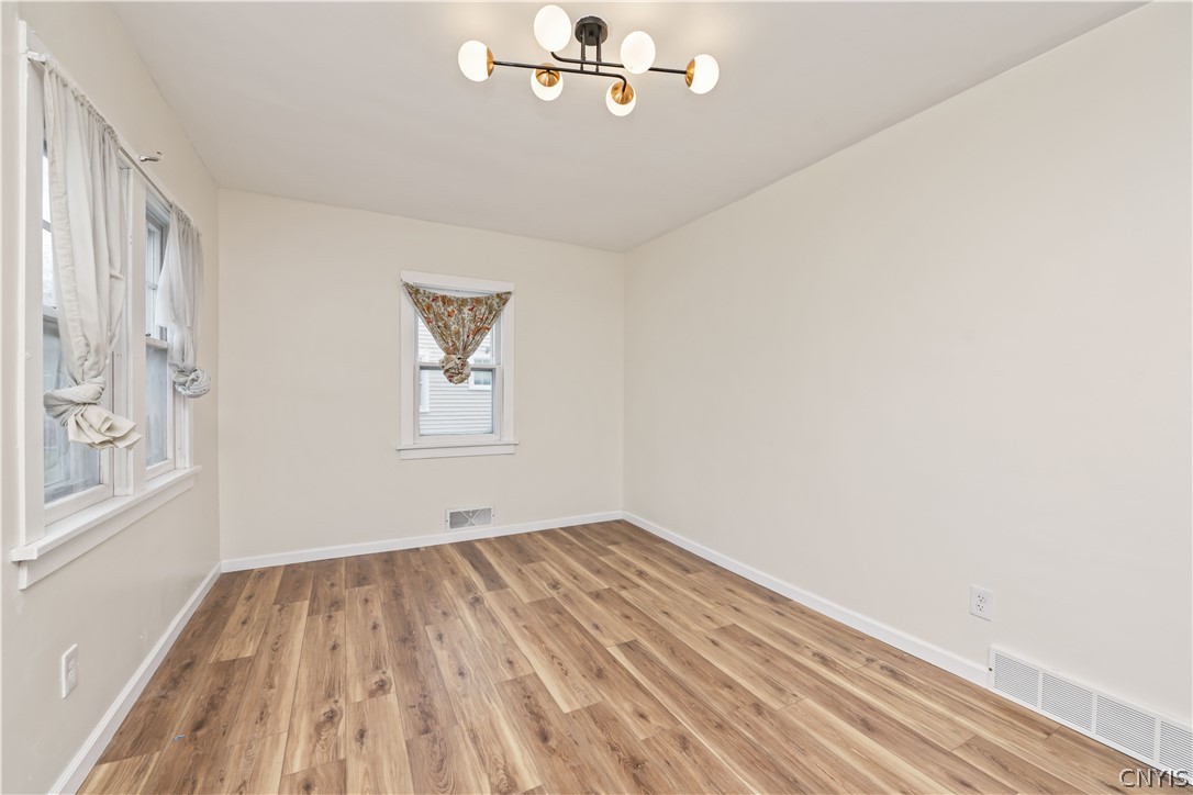 187 Walzer Road Irondequoit, NY 14622 - Photo 15 of 34