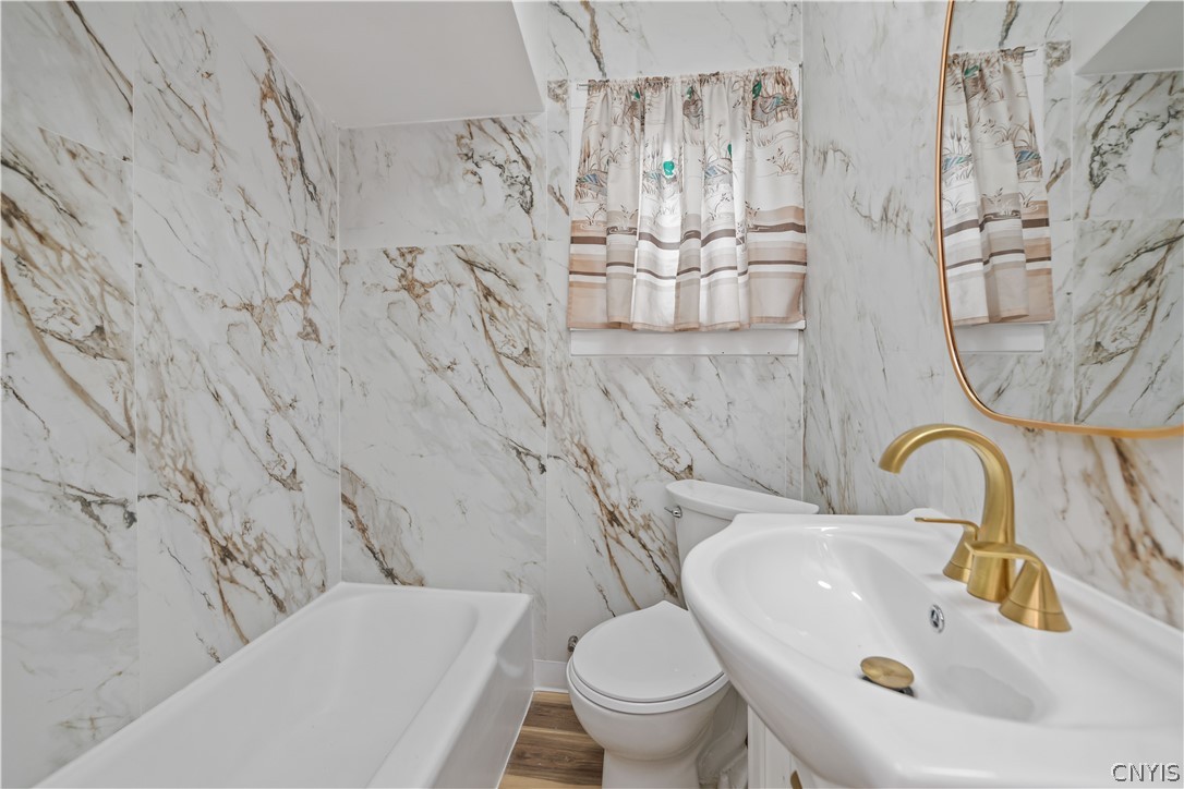 187 Walzer Road Irondequoit, NY 14622 - Photo 16 of 34