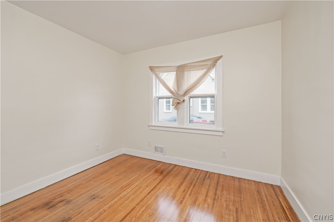 187 Walzer Road Irondequoit, NY 14622 - Photo 21 of 34