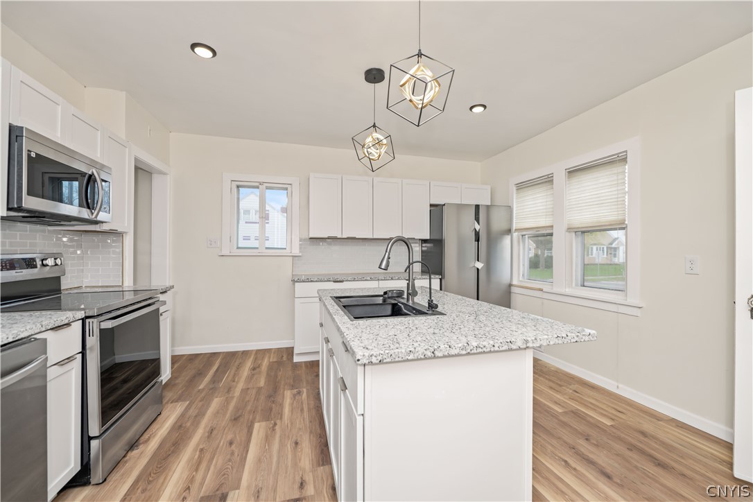 187 Walzer Road Irondequoit, NY 14622 - Photo 10 of 34