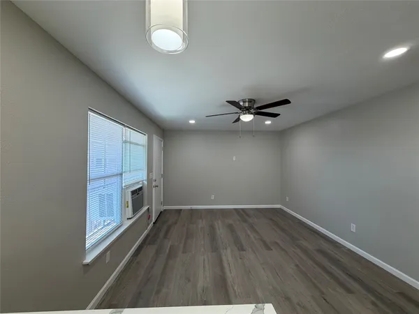 $1,195 | 3113 Arbor Street, Unit 4, Houston, TX 77004