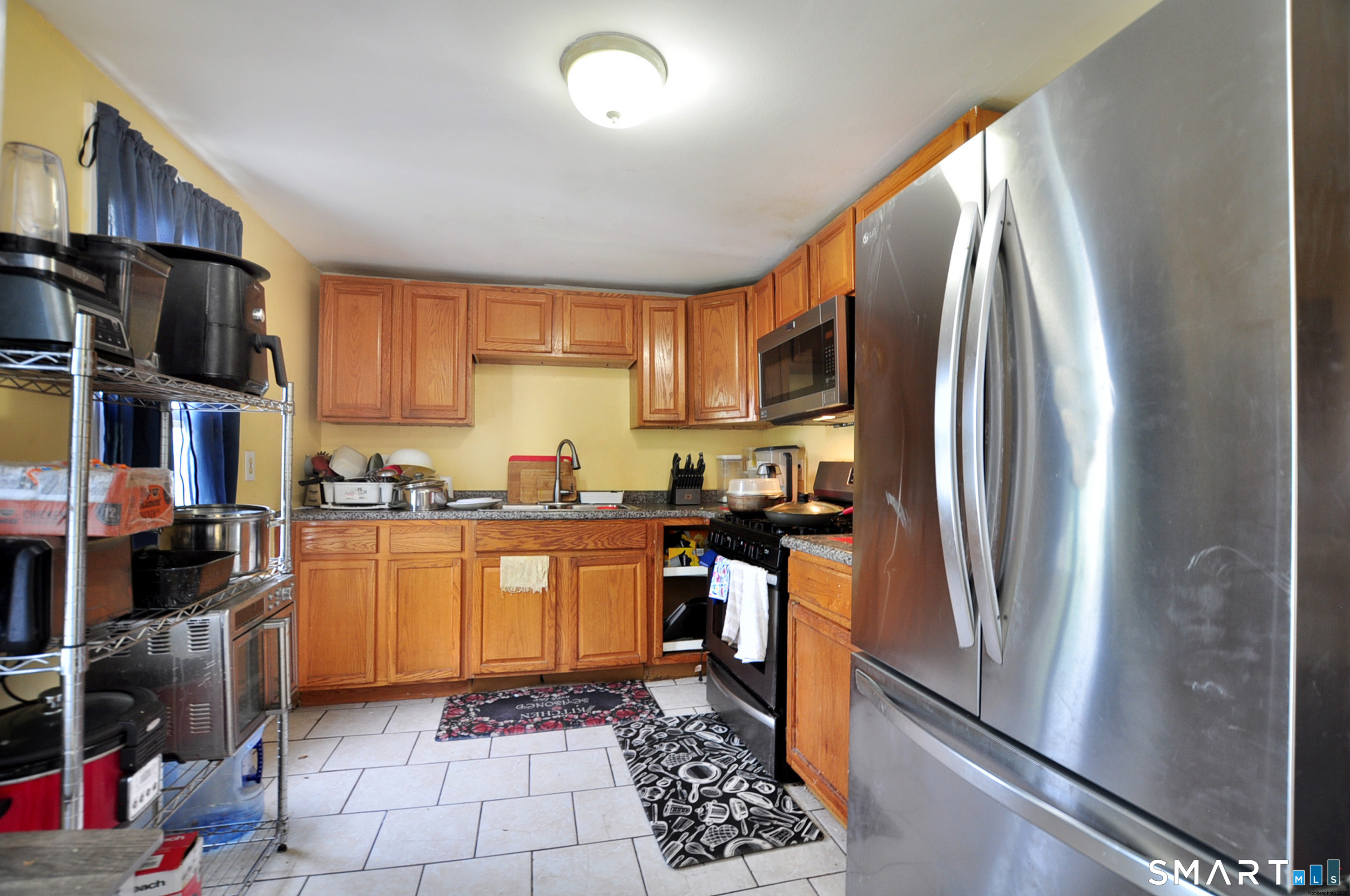 82 Spring Street Meriden, CT 06451 - Photo 36 of 40 3rd floor kitchen