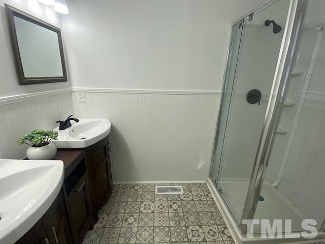 408 Barbour Road Smithfield, NC 27577 - Photo 12 of 20 Gallery Image 12