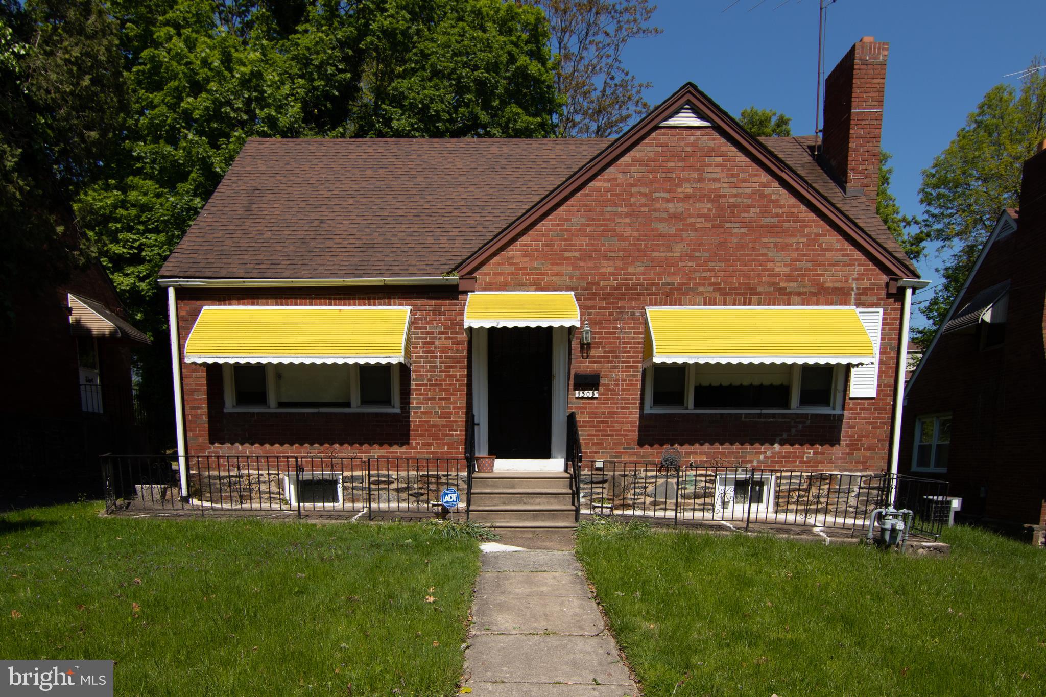 1305 Manor Road Lansdowne, PA 19050 - Photo 2 of 26