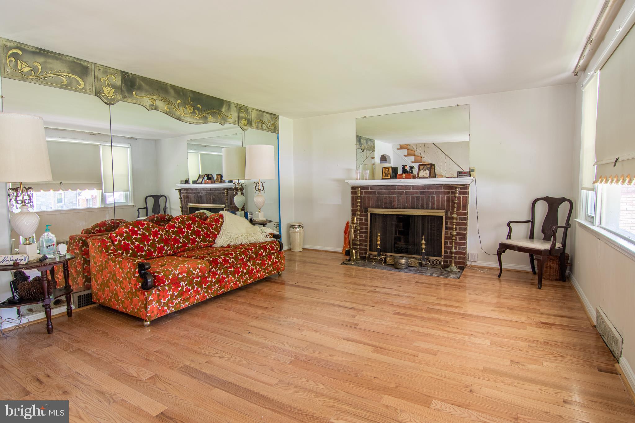 1305 Manor Road Lansdowne, PA 19050 - Photo 4 of 26 living room
