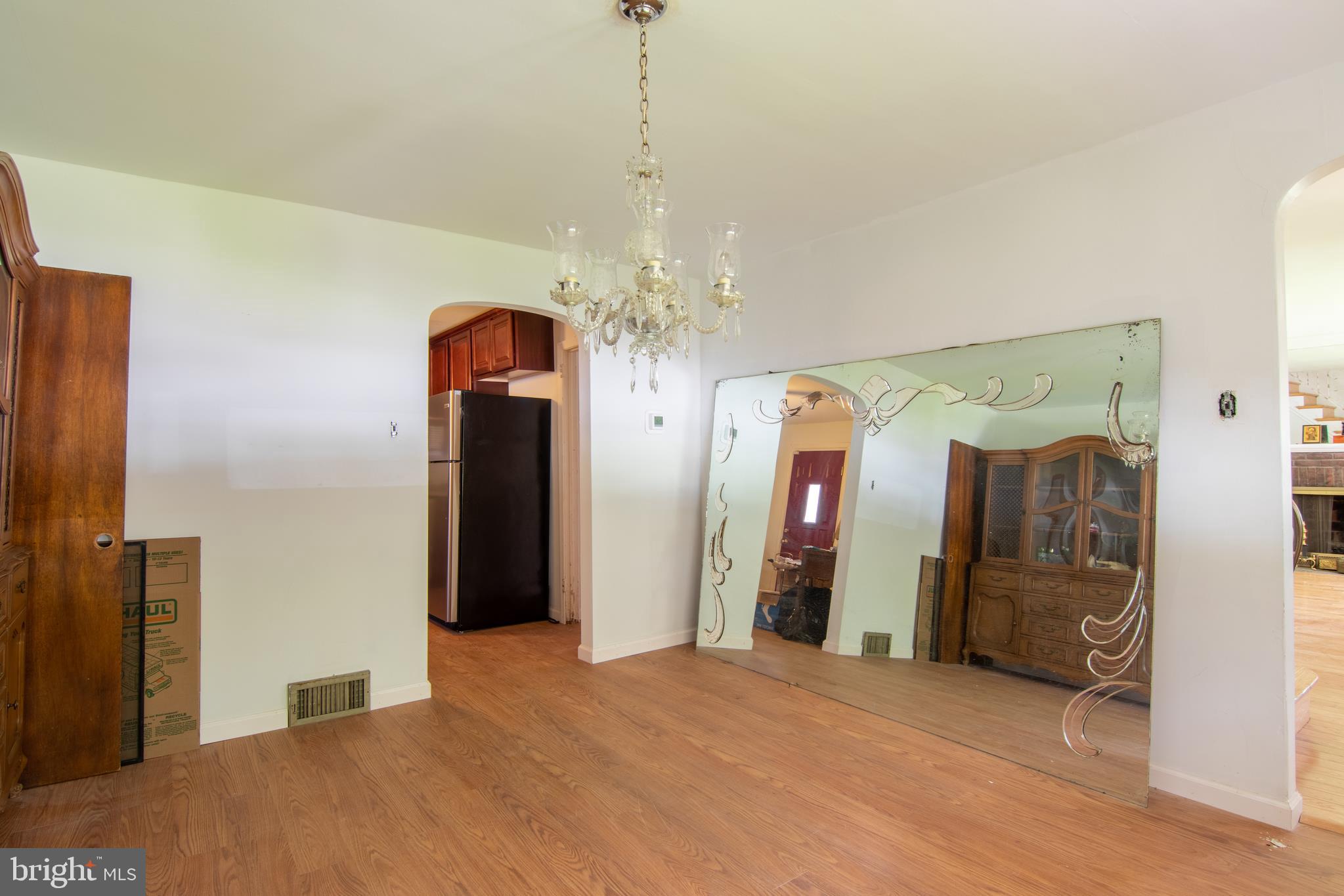 1305 Manor Road Lansdowne, PA 19050 - Photo 7 of 26 dining room