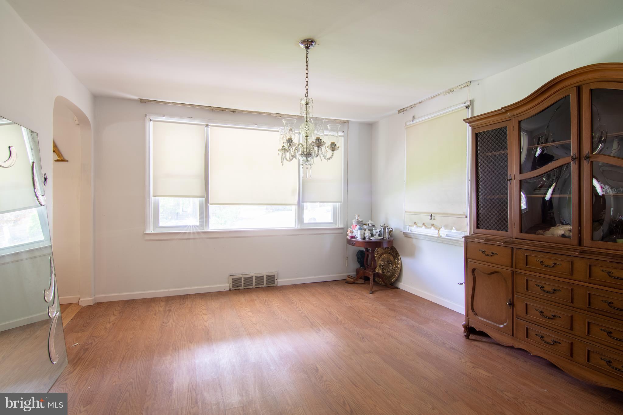 1305 Manor Road Lansdowne, PA 19050 - Photo 10 of 26