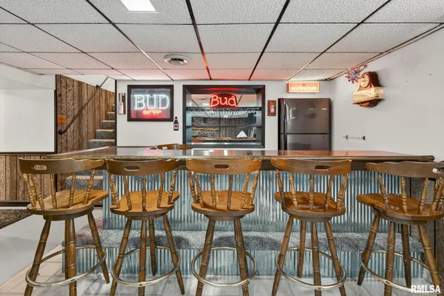 $264,900 | 1123 27th Avenue North, Clinton, IA 52732