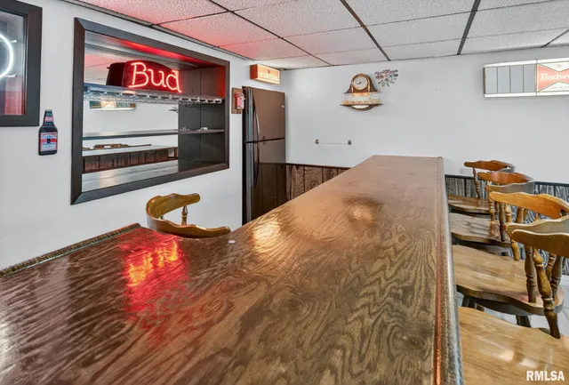 $264,900 | 1123 27th Avenue North, Clinton, IA 52732