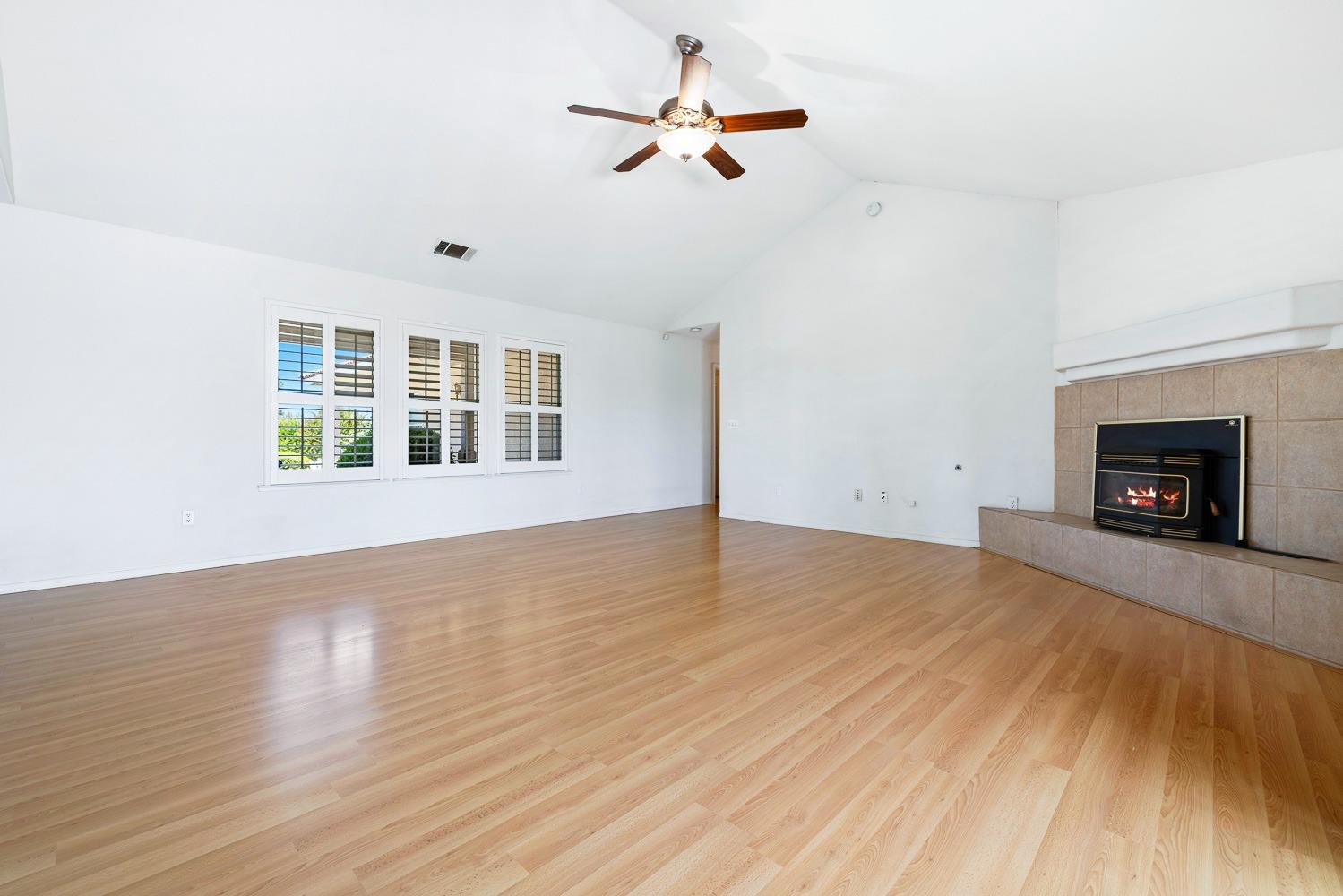 19729 Del Mar Road Madera, CA 93638 - Photo 10 of 67 Gallery Image 10