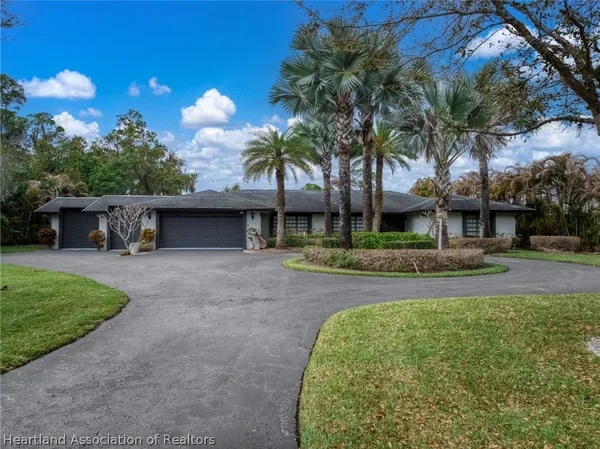 $1,250,000 | 573 Holmes Avenue, Lake Placid, FL 33852