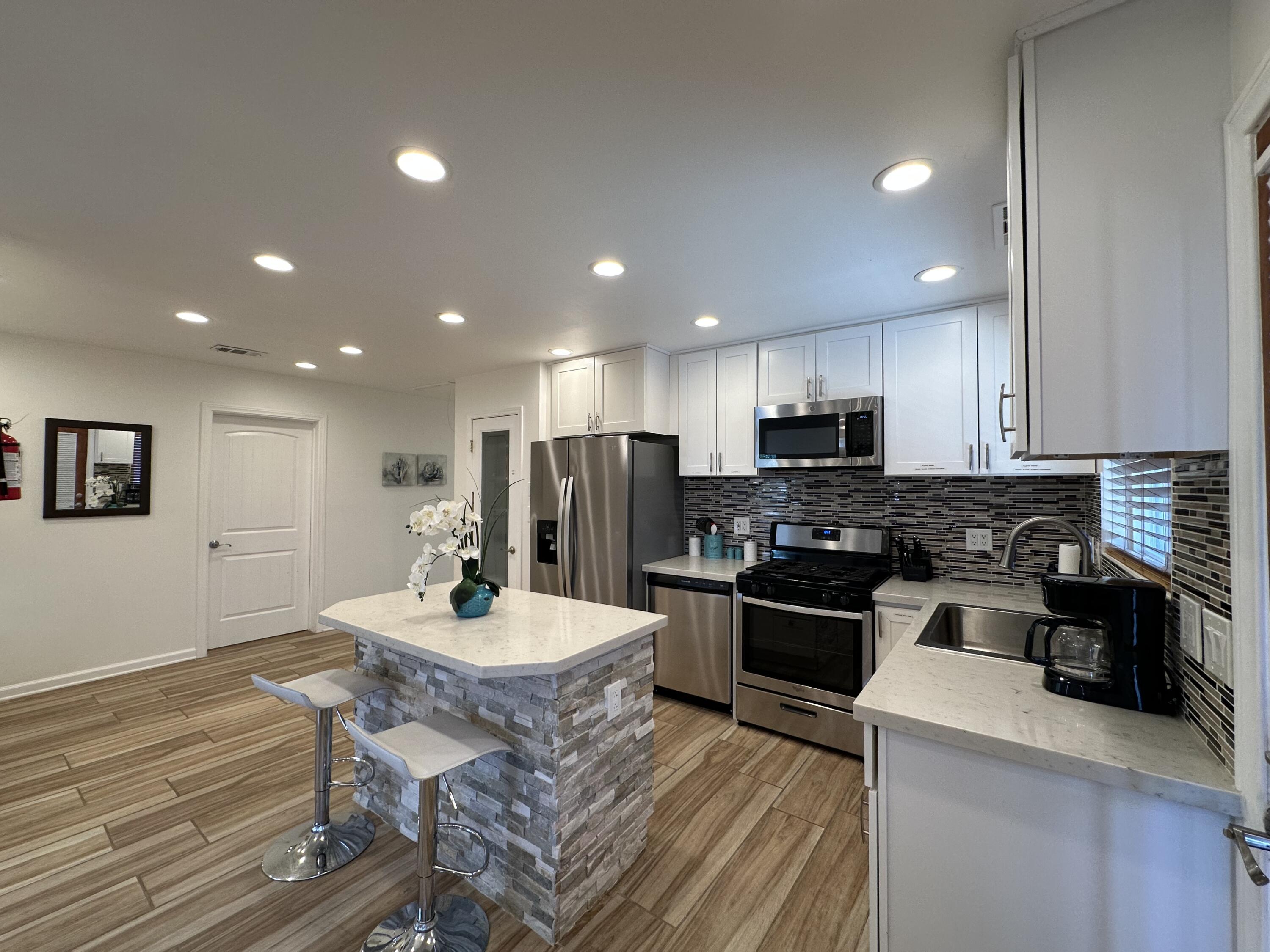 6427 Valley View Street Joshua Tree, CA 92252 - Photo 10 of 14 IMG_6877