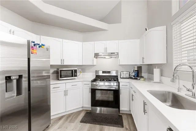 $399,000 | 7412 Forest Ivy Street, Las Vegas, NV 89131