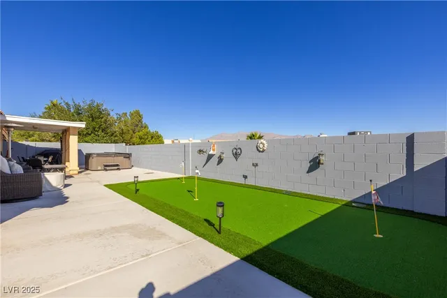 $399,000 | 7412 Forest Ivy Street, Las Vegas, NV 89131