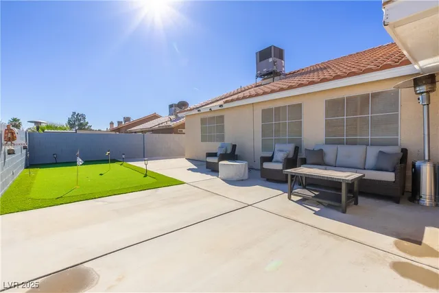 $399,000 | 7412 Forest Ivy Street, Las Vegas, NV 89131