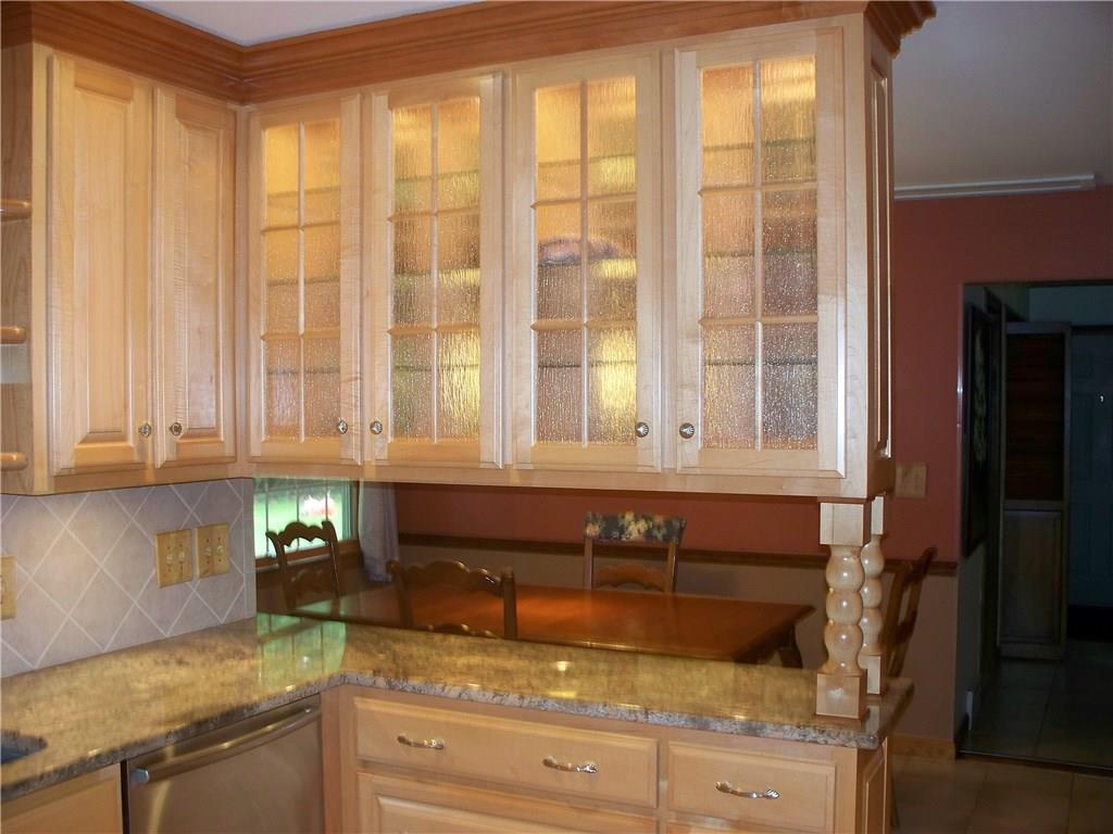 1041 Old Princeton Road New Castle, PA 16101 - Photo 4 of 16