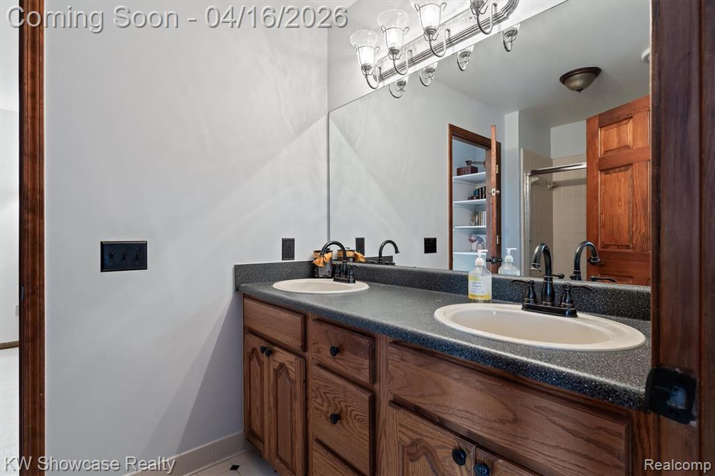8315 Allen Road Fenton, MI 48430 - Photo 35 of 55 Gallery Image 35