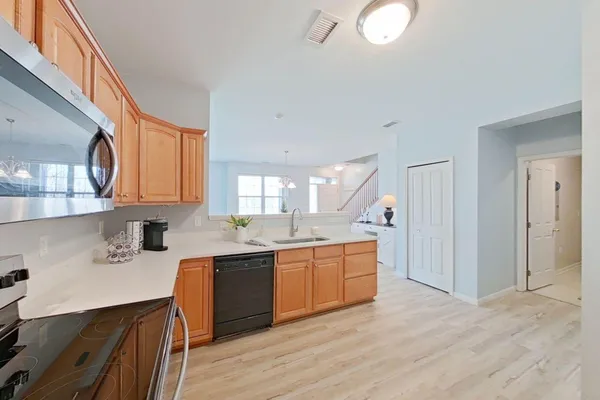 $289,000 | 3974 Norwich Drive, Canton, MI 48188