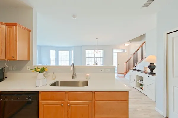 $289,000 | 3974 Norwich Drive, Canton, MI 48188