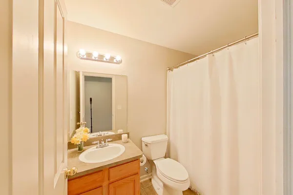 $289,000 | 3974 Norwich Drive, Canton, MI 48188