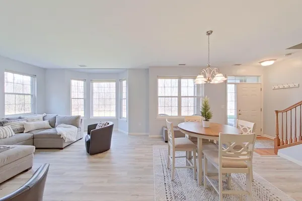 $289,000 | 3974 Norwich Drive, Canton, MI 48188