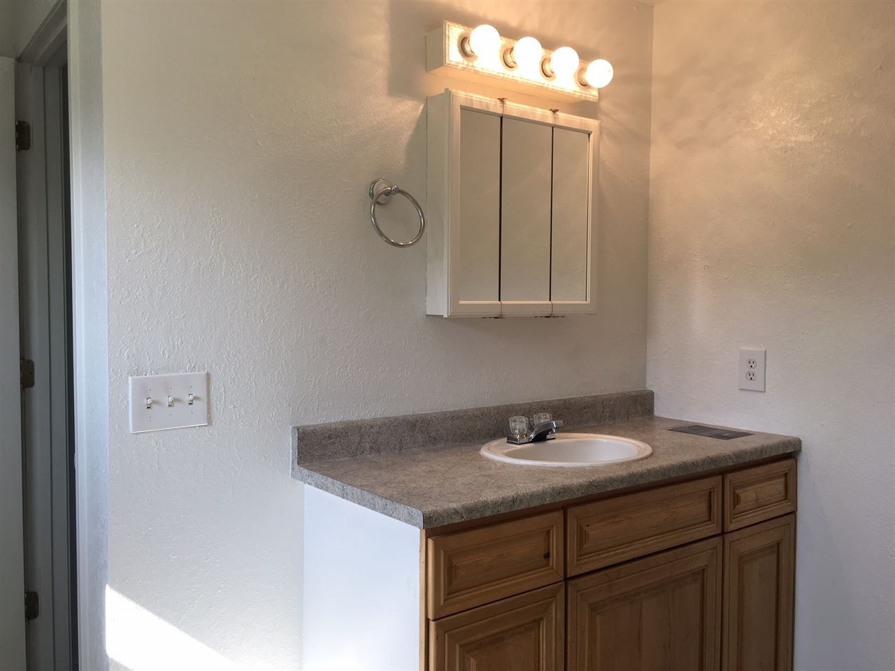 1518 South University Road Spokane Valley, WA 99206 - Photo 9 of 14
