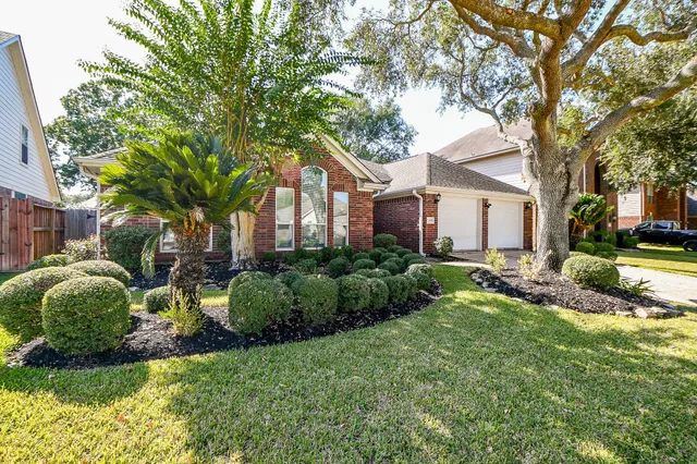 $459,000 | 23018 Palm Trail Drive, Katy, TX 77494