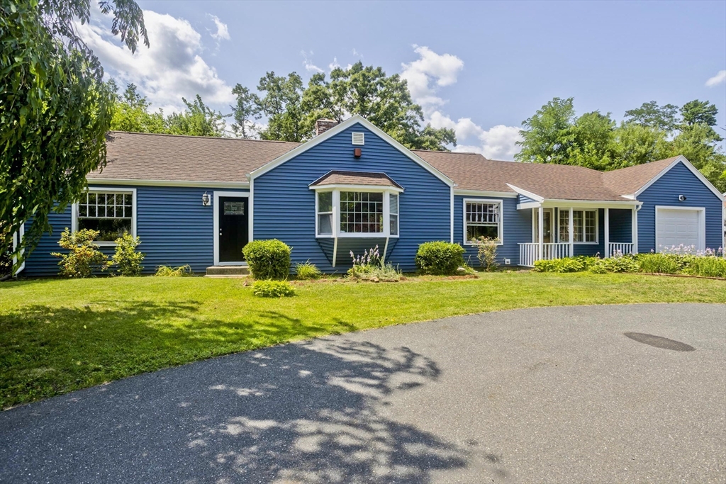 430 Island Pond Road Springfield, MA 01118 - Photo 3 of 39