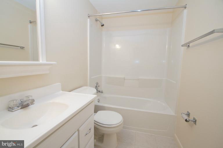 2233 Cedar Cove Court Reston, VA 20191 - Photo 15 of 30 Bath