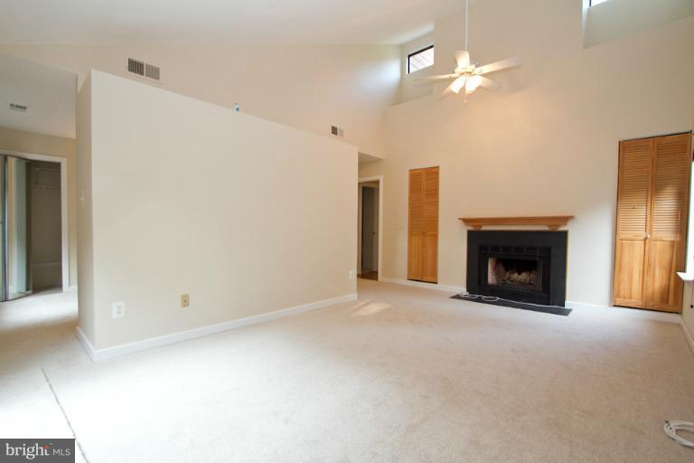 2233 Cedar Cove Court Reston, VA 20191 - Photo 16 of 30 Bedroom (Master)