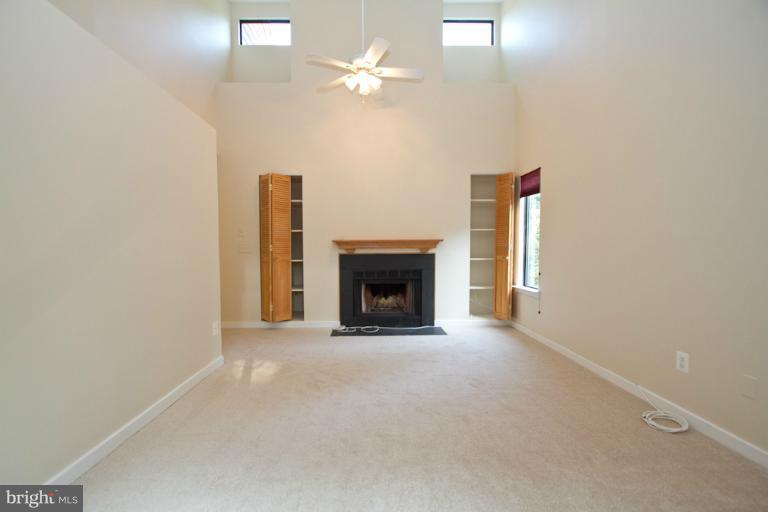 2233 Cedar Cove Court Reston, VA 20191 - Photo 22 of 30 Bedroom (Master)