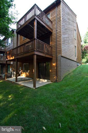 2233 Cedar Cove Court Reston, VA 20191 - Photo 26 of 30 Exterior (Rear)