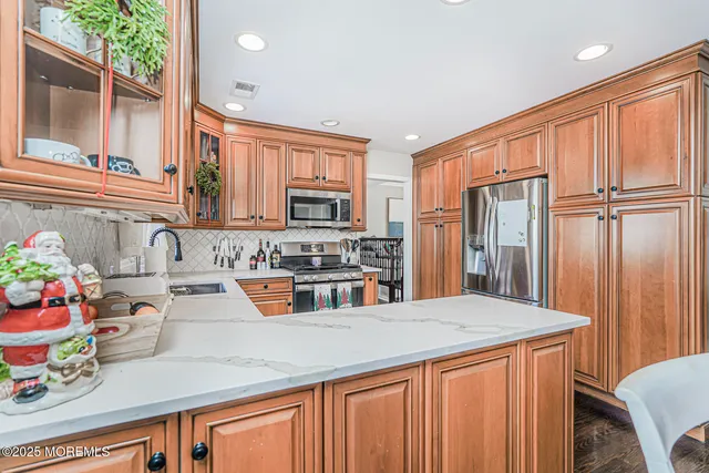 $799,999 | 42 Heathcote Avenue, Edison, NJ 08817