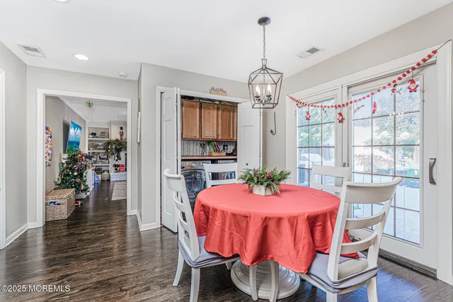 $799,999 | 42 Heathcote Avenue, Edison, NJ 08817