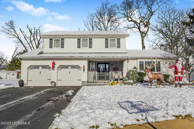 $799,999 | 42 Heathcote Avenue, Edison, NJ 08817