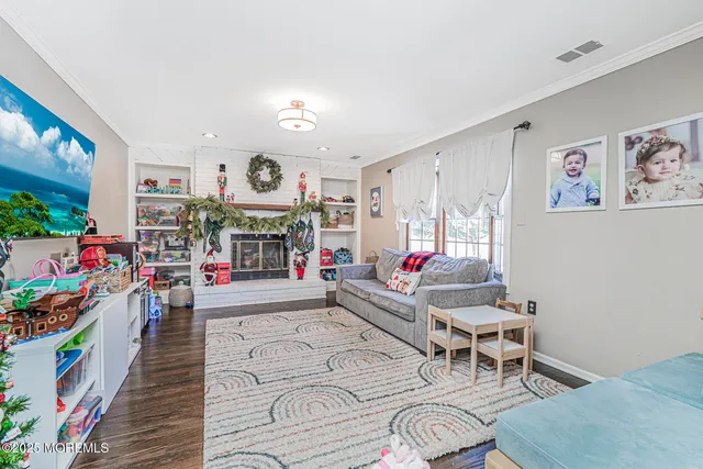 $799,999 | 42 Heathcote Avenue, Edison, NJ 08817