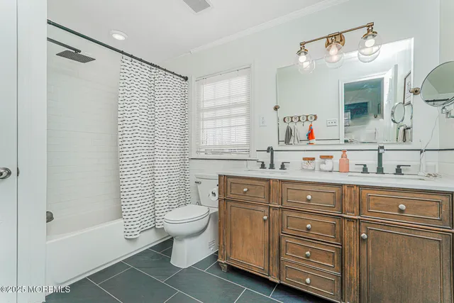 $799,999 | 42 Heathcote Avenue, Edison, NJ 08817