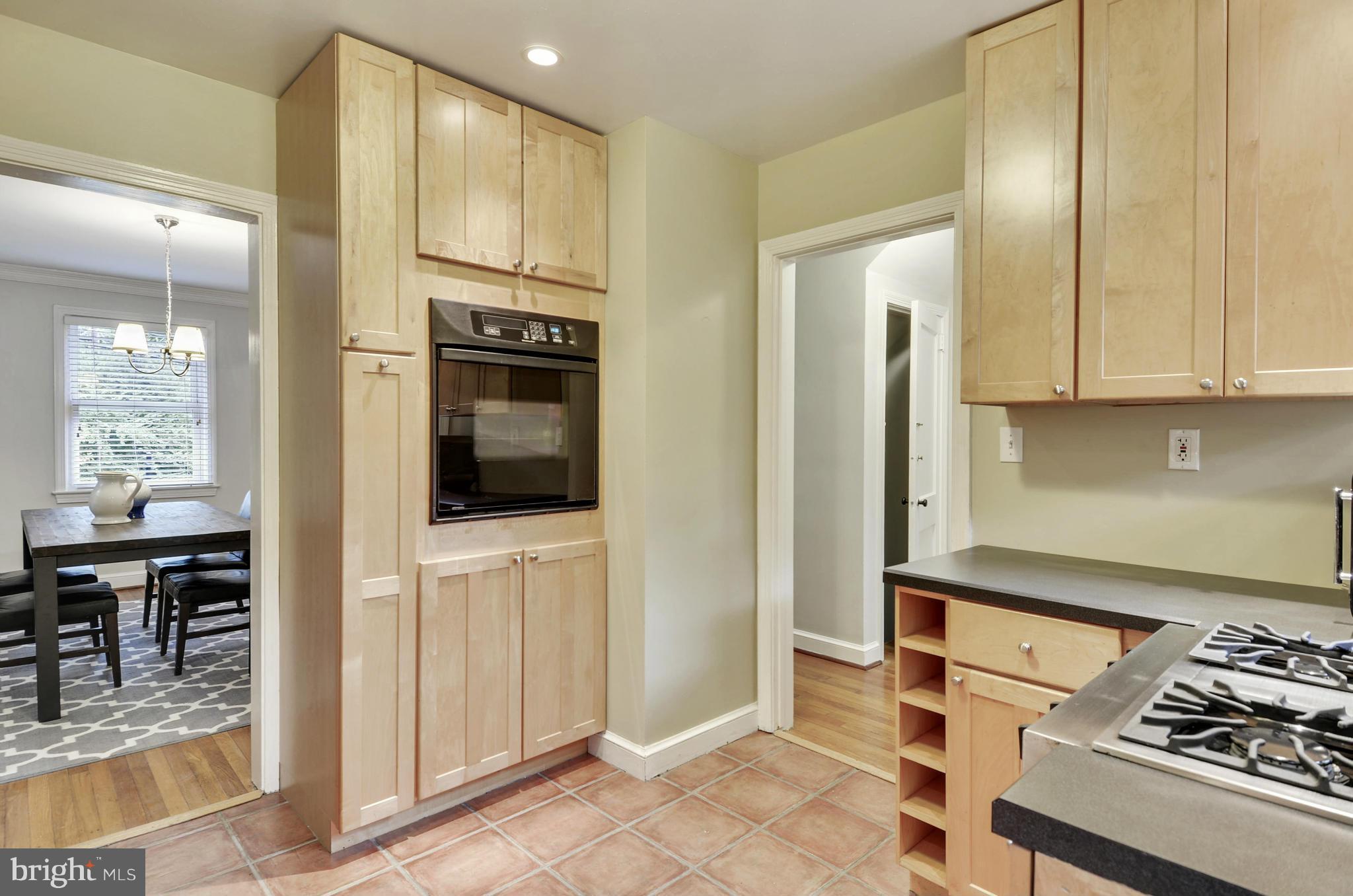 13 Sussex Road Silver Spring, MD 20910 - Photo 5 of 30 Kitchen